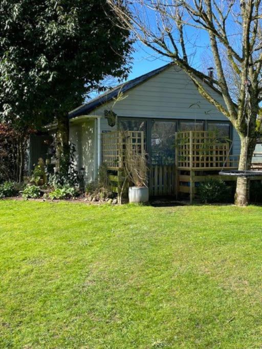'The Den' Self Contained One Bedroom Annexe. Stockbridge  Dış mekan fotoğraf